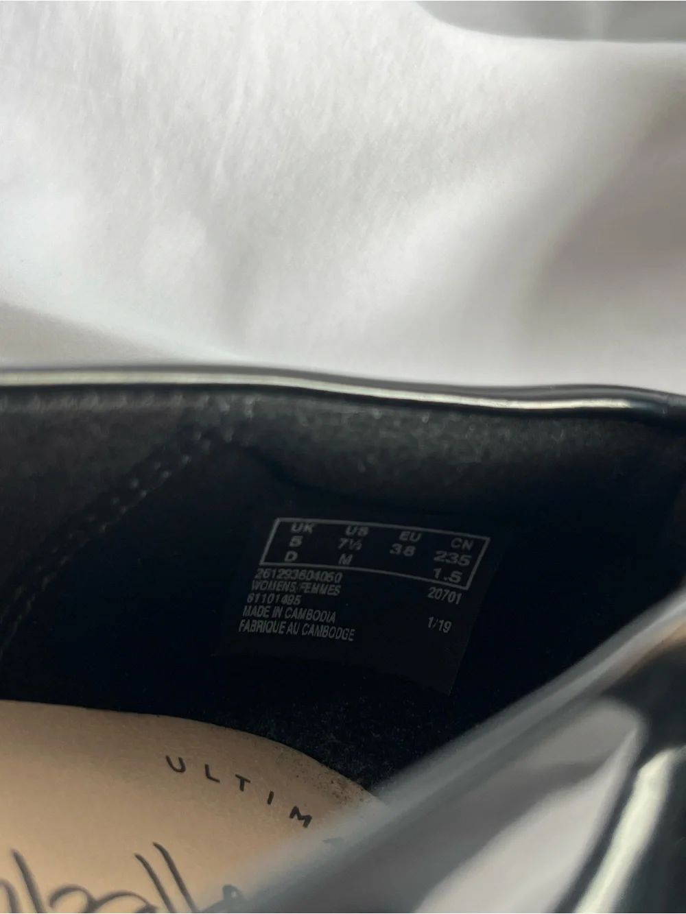 Clarks Black Patent Round-Toe Heel Pumps